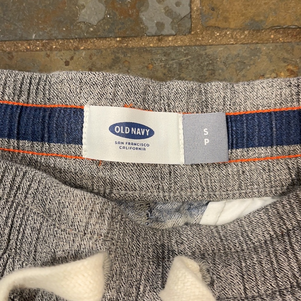 2 Men’s Shorts - Picture 8 of 11